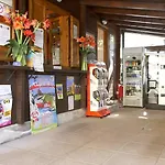 Parisi באוונו