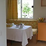 Parisi באוונו